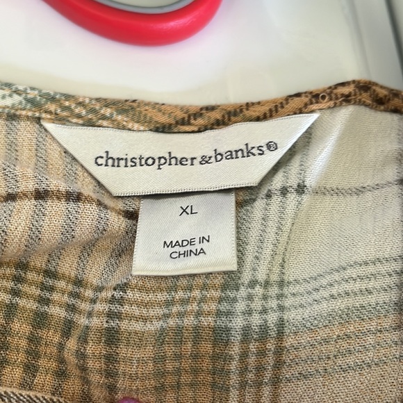 Like new plaid top with tie accent at waist. - Picture 4 of 5